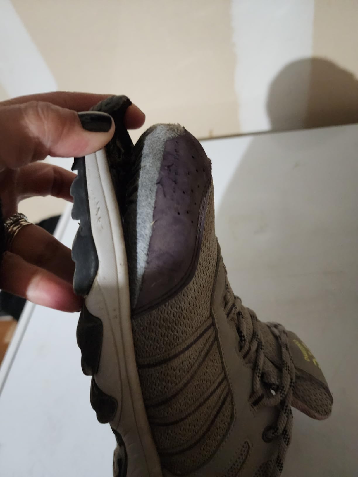 COTTIMO hiking shoes showing wear pattern after extended outdoor testing