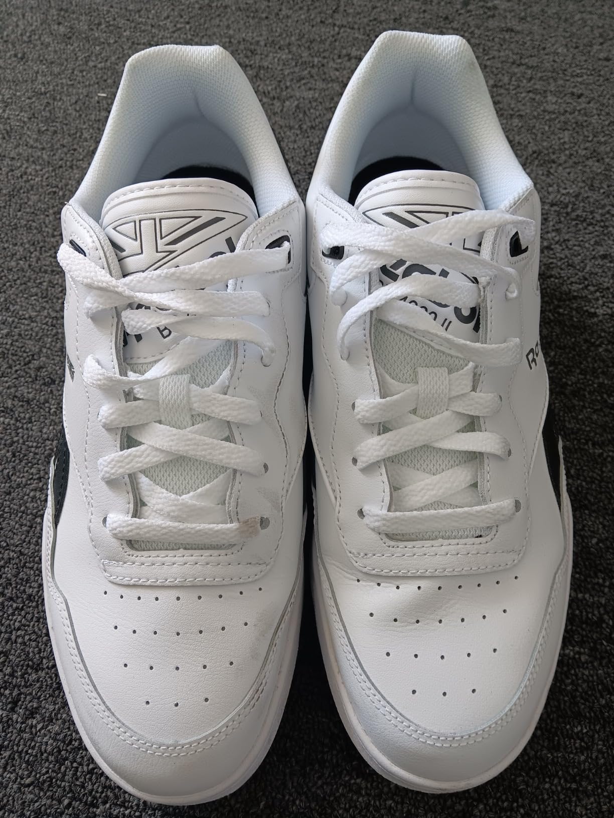 Reebok BB 4000 II mens basketball shoes retro white leather design