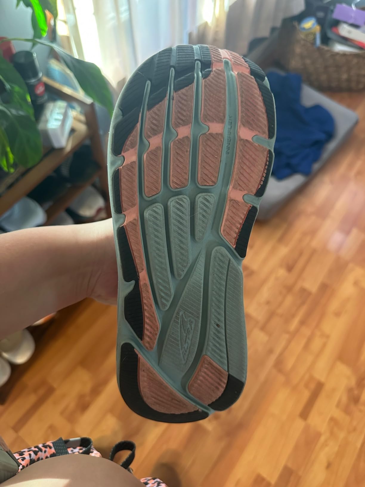 Vấn đề durability ở heel area sau thời gian sử dụng