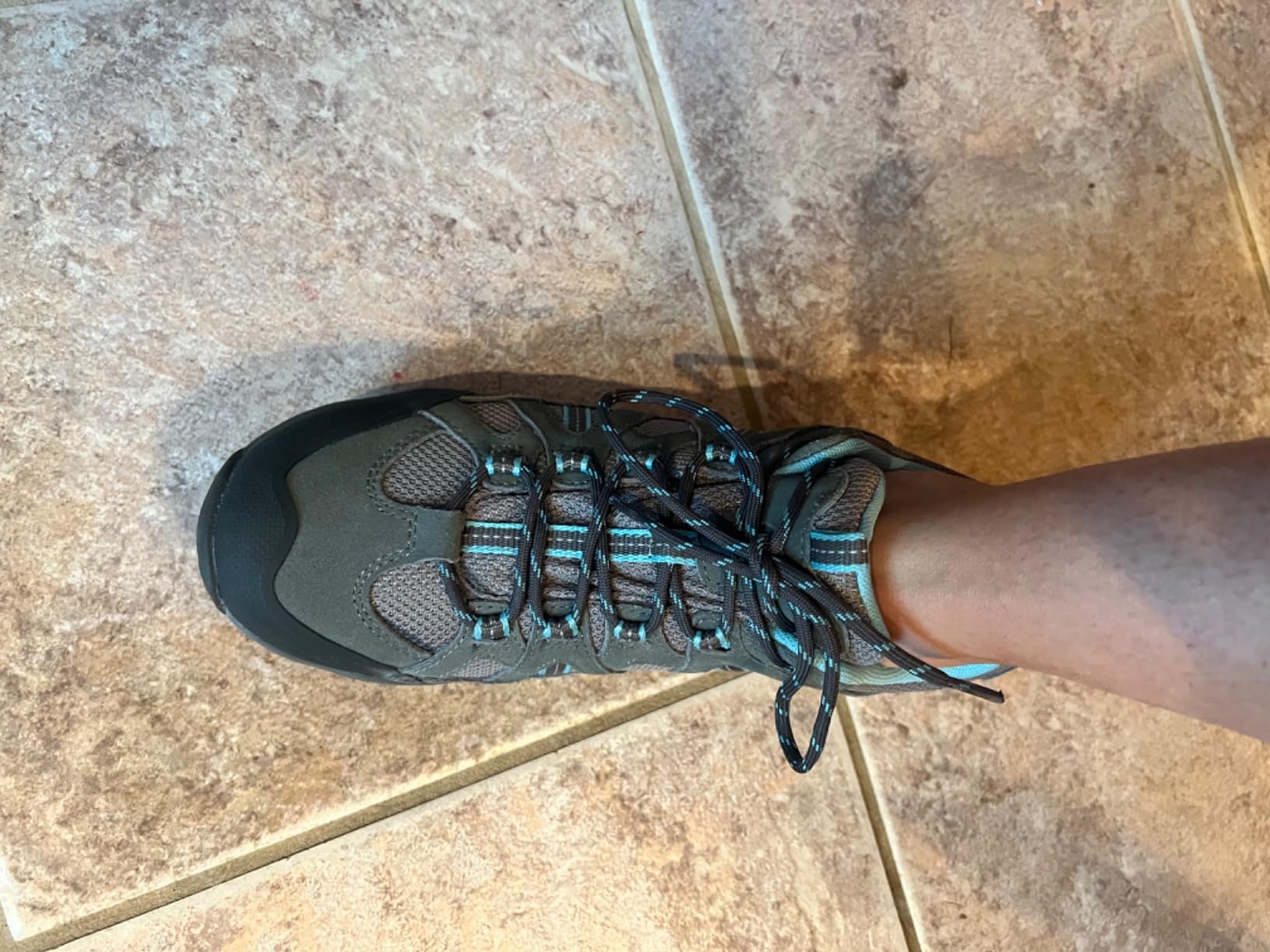 CAMELSPORTS hiking shoes in various outdoor conditions