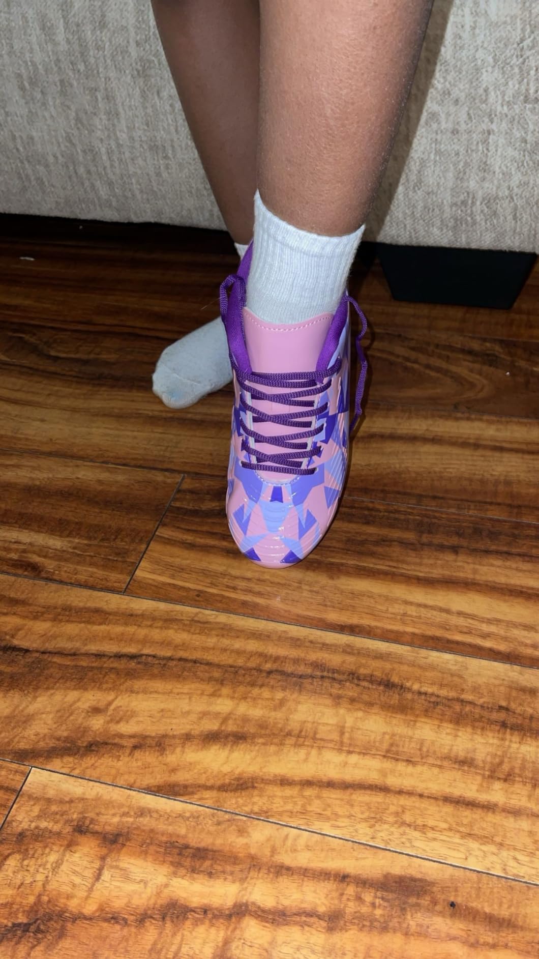 Bottom sole view of the MIFAWA cleats showing the TPR cleat pattern