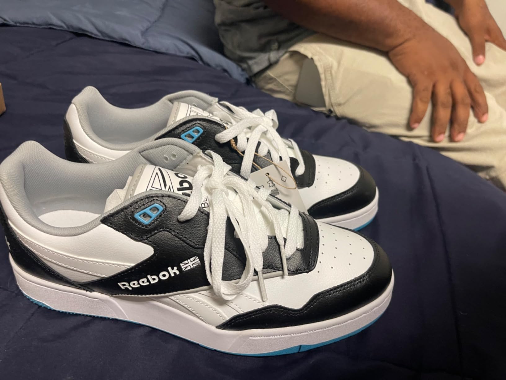 Reebok BB 4000 II sole showing rubber outsole pattern and wear characteristics