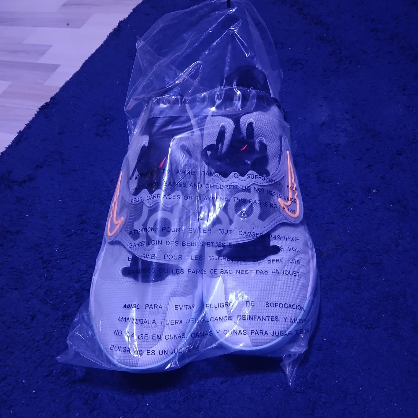 Nike KD Trey 5 X EP basketball shoes showing outsole traction pattern and heel Air unit technology