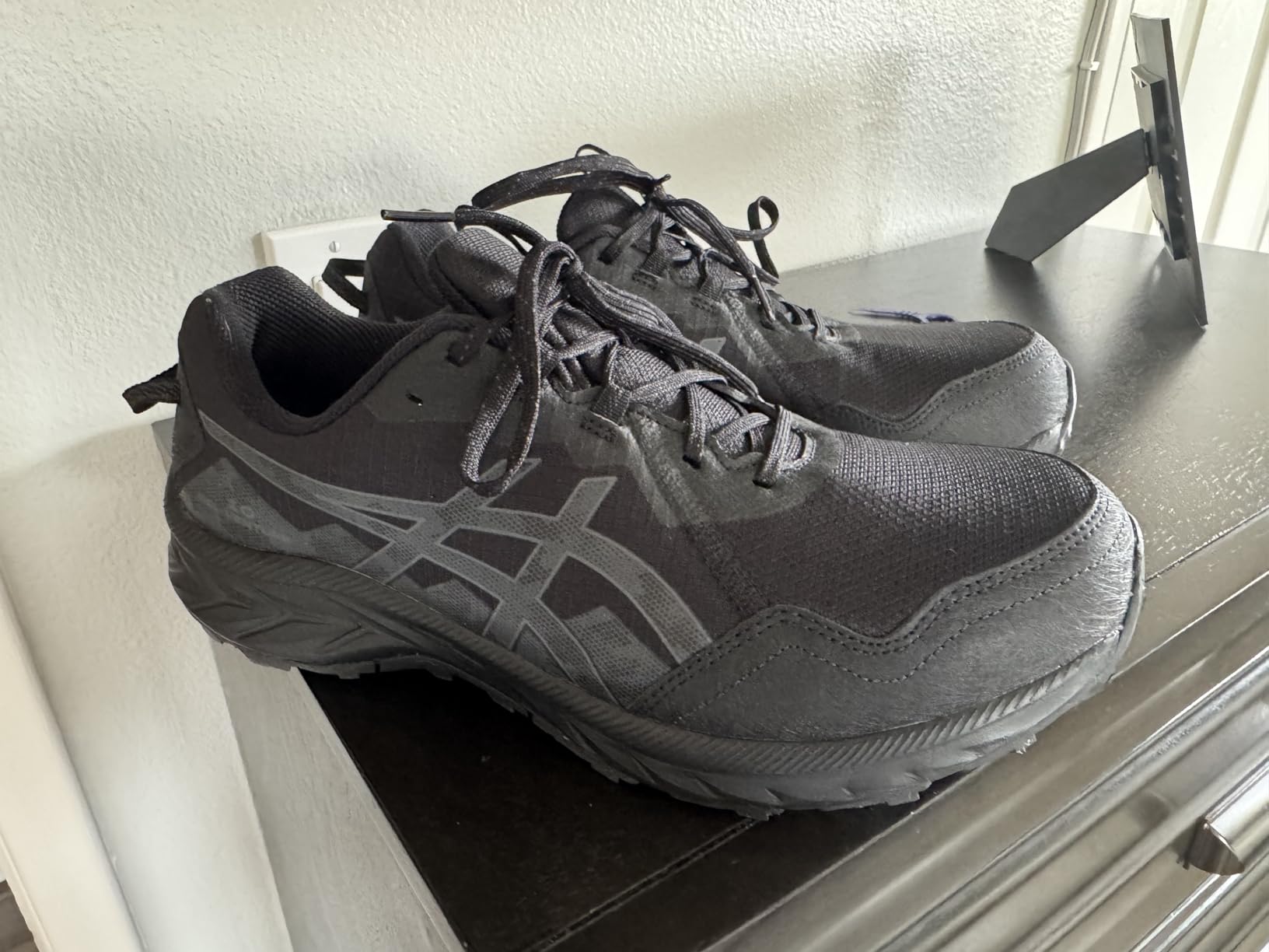 ASICS Gel-Venture 10 outsole showing trail-specific lug pattern and rubber compound