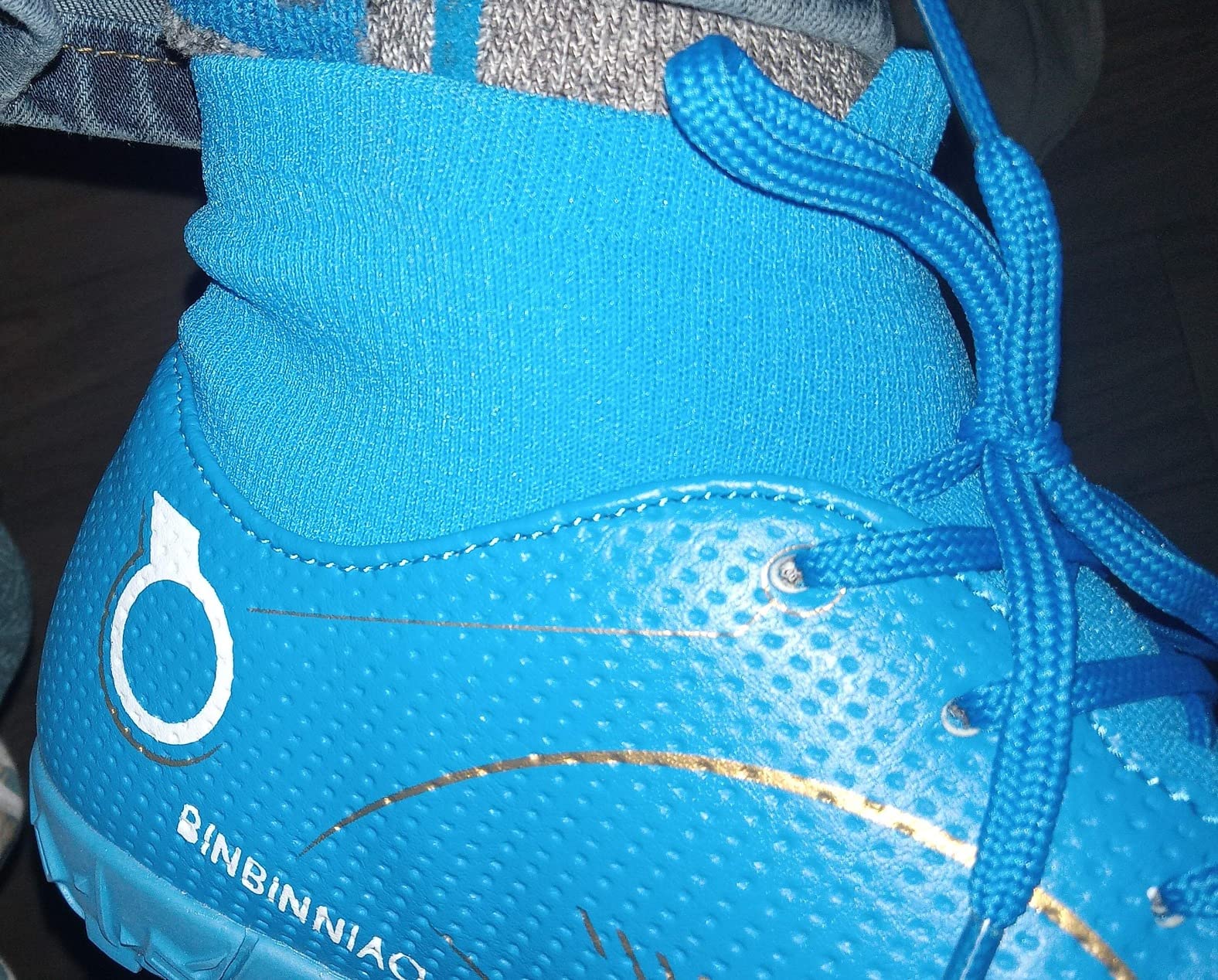 Soccer boots community feedback and player reviews
