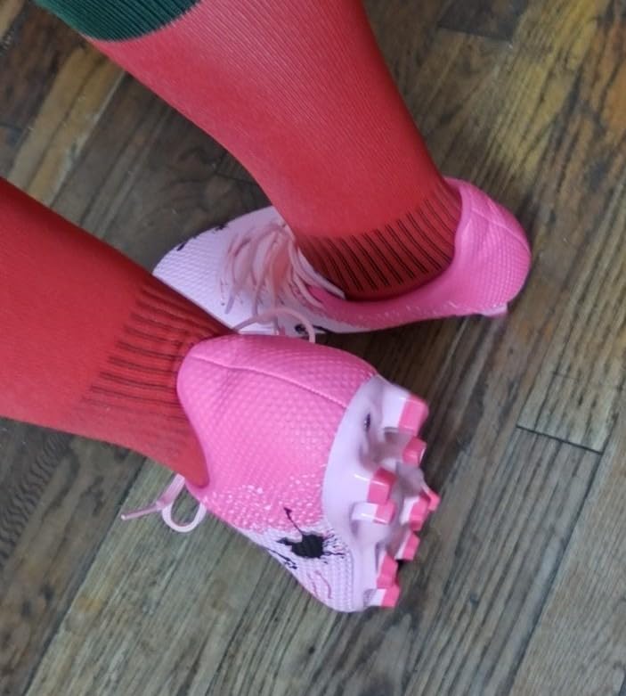 Final assessment of LEOCI kids soccer cleats showing both strengths and potential considerations