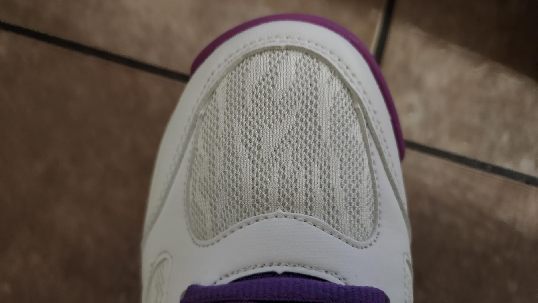 LEFUS P601 lifestyle shot showing versatility for different court activities
