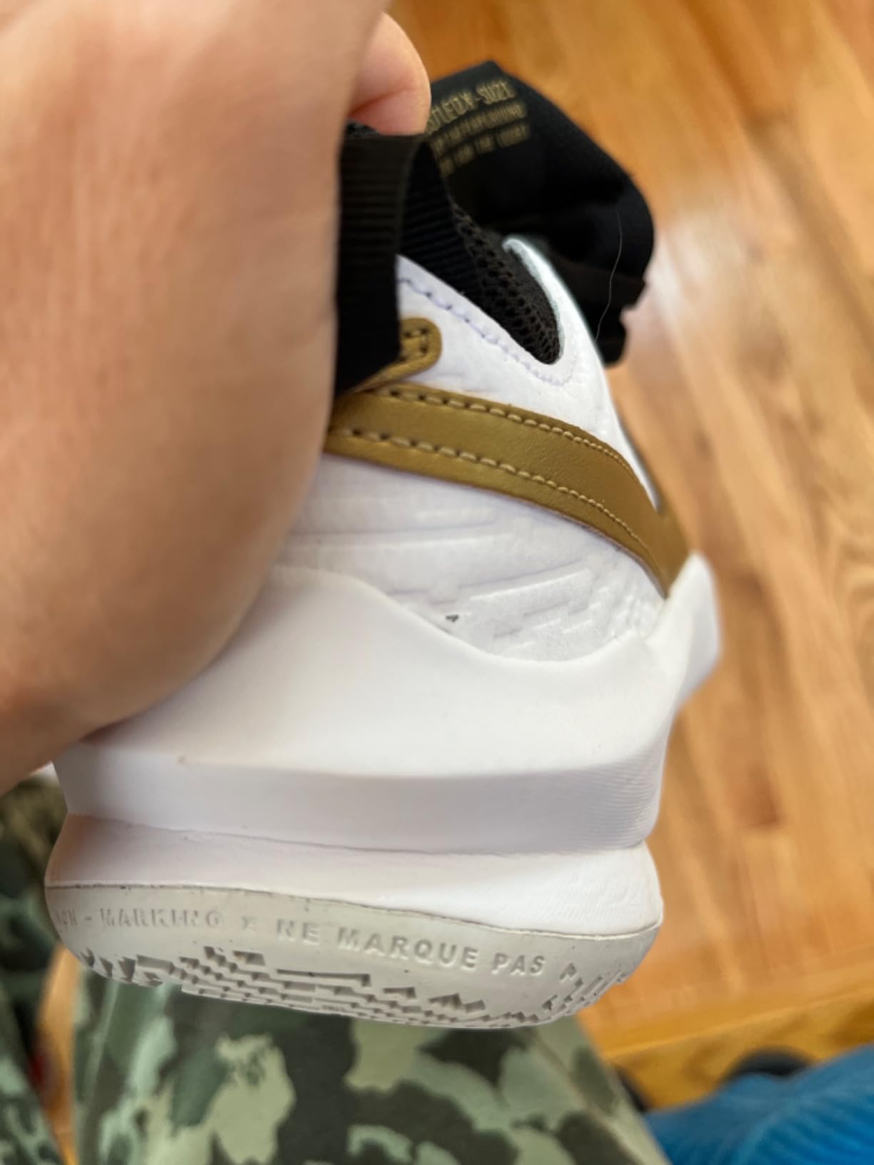Nike Team Hustle D 10 received in poor packaging showing quality control issues