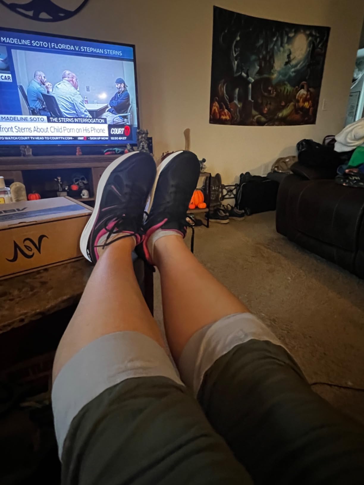 Multiple angles of AOV arch support walking shoes showing design details and construction