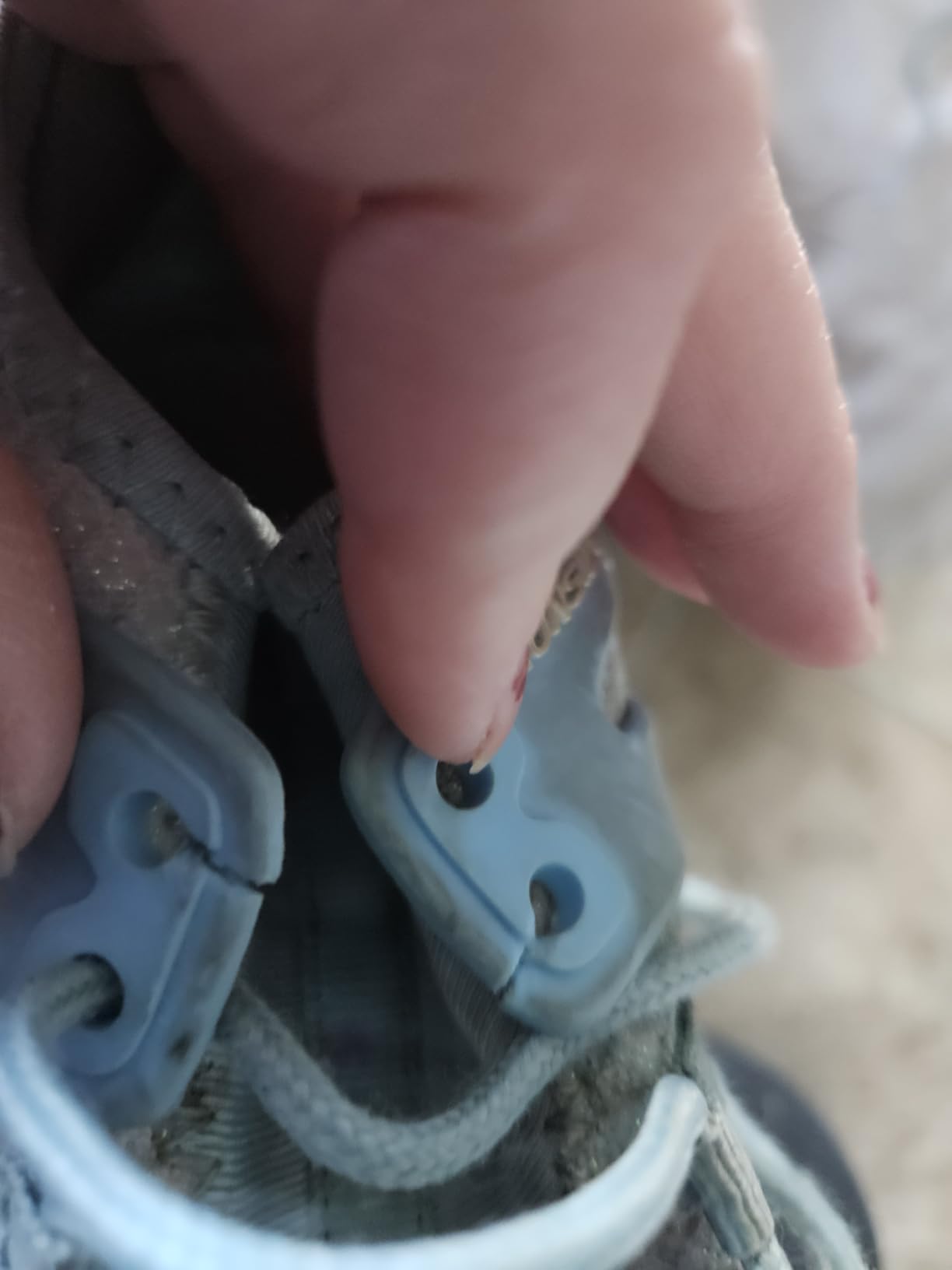 Final verdict showing both positive and negative aspects of RUNSIDE sneakers after extended testing