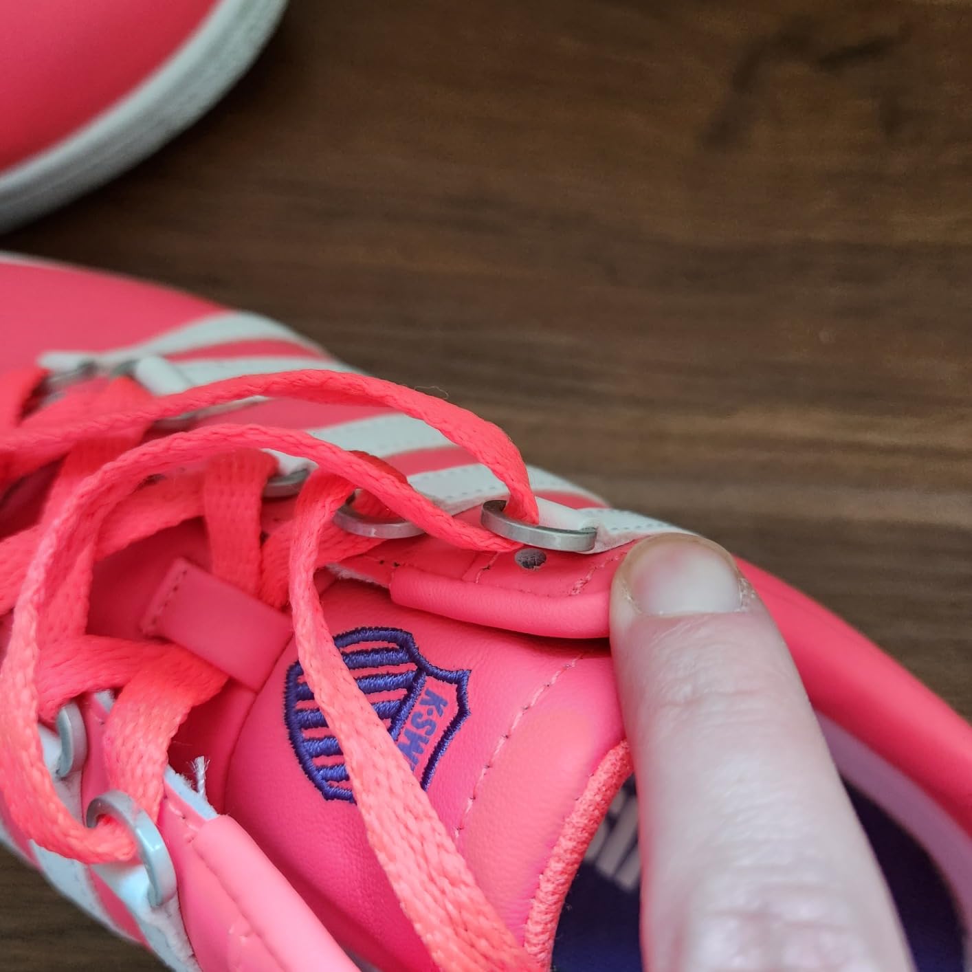 K-Swiss Classic VN D-ring lacing system close-up showing metal hardware quality