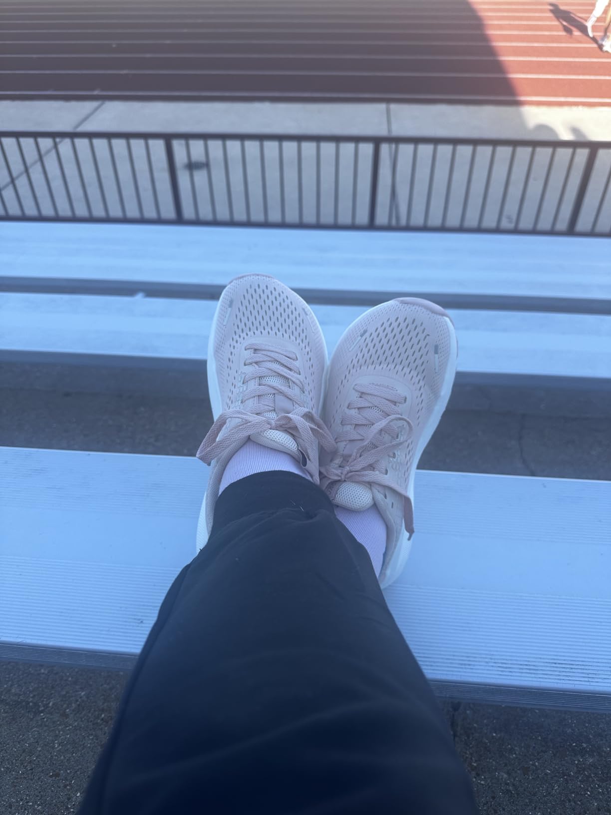 JACKSHIBO Wide Toe Box Women's Athletic Shoes white colorway showing zero drop sole design