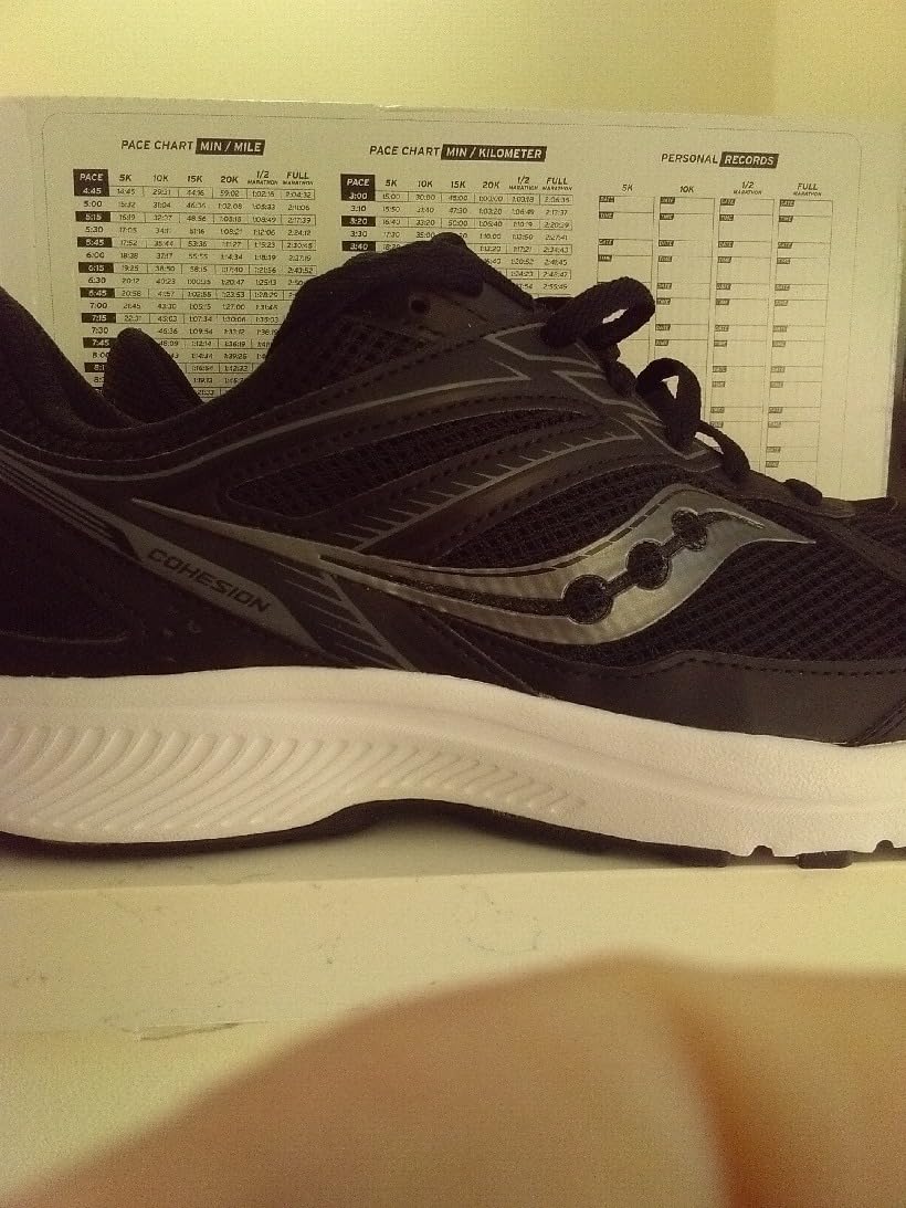 Saucony Cohesion 14 Trail customer feedback showing both positive experiences and common durability concerns