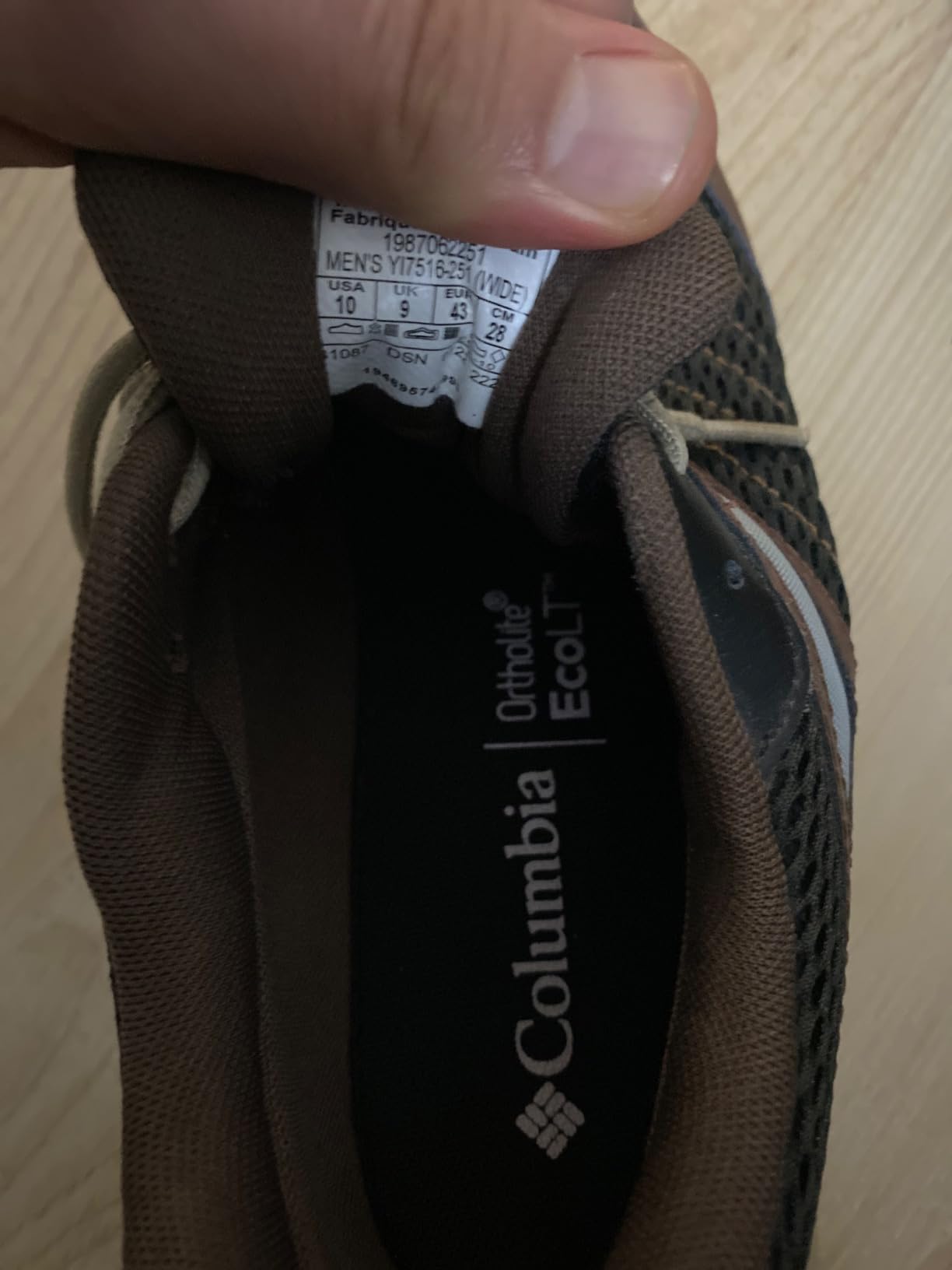 Columbia Men's Plateau Waterproof Hiking Shoe in Bison Brown and Warm Copper colorway