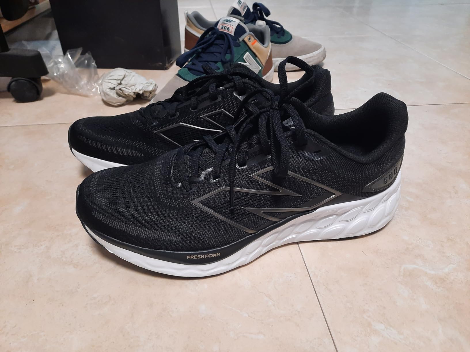 New Balance 680 V8 showing breathable mesh upper and ventilation zones in different lighting