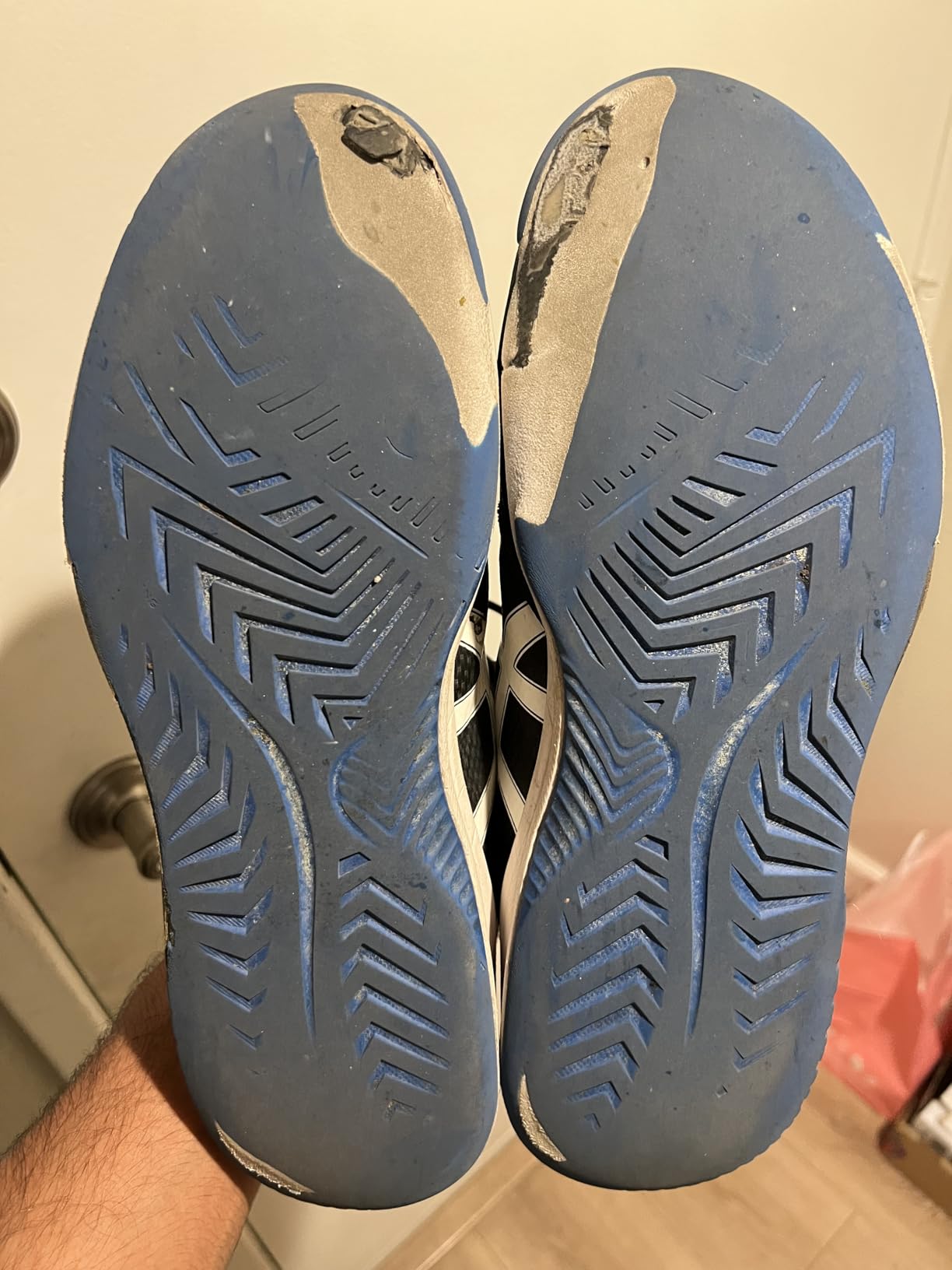 ASICS Gel-Dedicate 8 outsole wear after 6 months regular tennis play