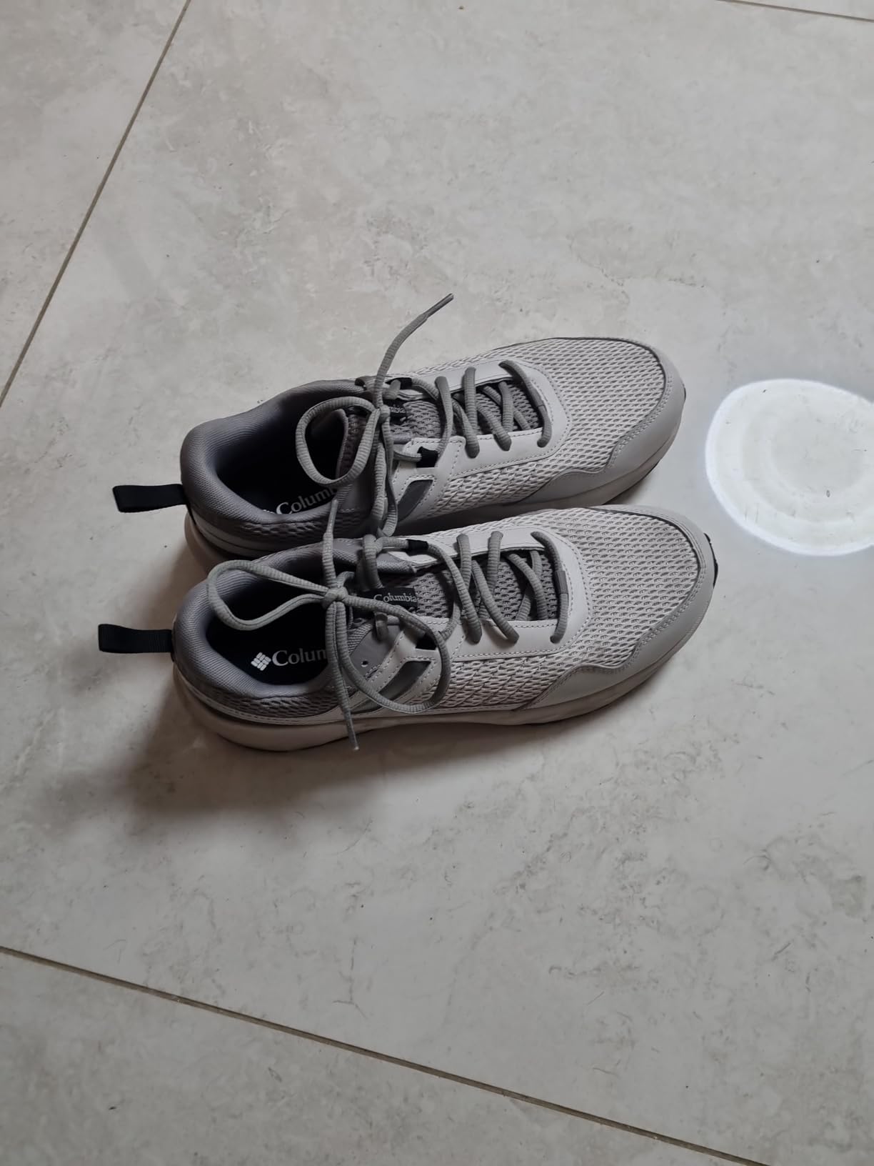 Columbia Men's Plateau hiking shoe final product view showing overall design