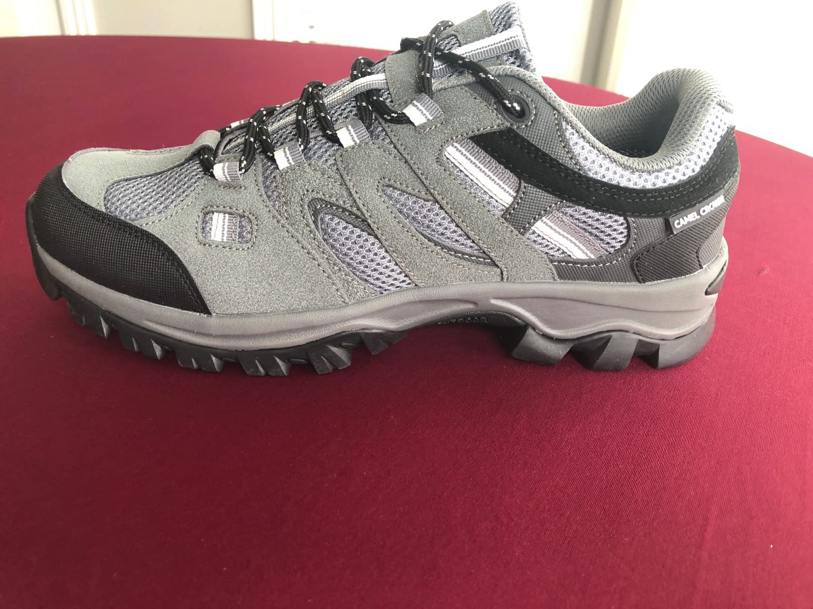 CAMELSPORTS hiking shoe outsole showing deep lug tread pattern for trail traction