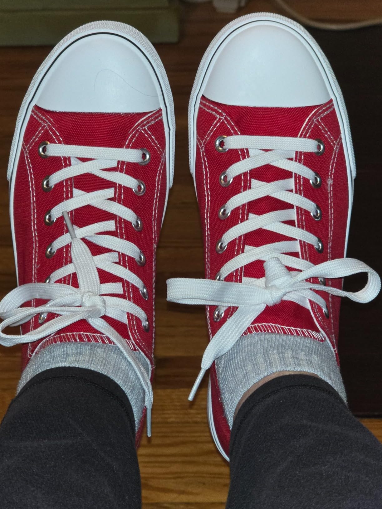FRACORA Women's Canvas Sneakers white colorway showing classic Chuck Taylor style design