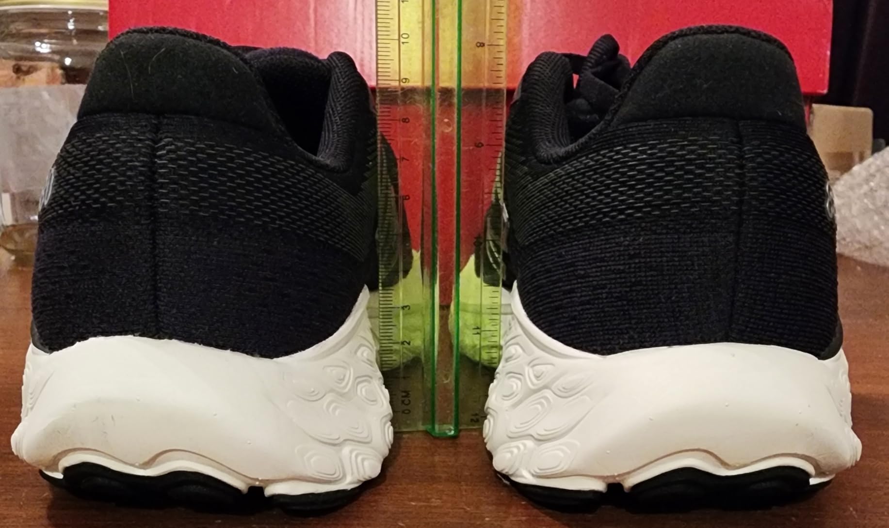 New Balance 880 V14 showing generous toe box and lateral support features for comfortable running