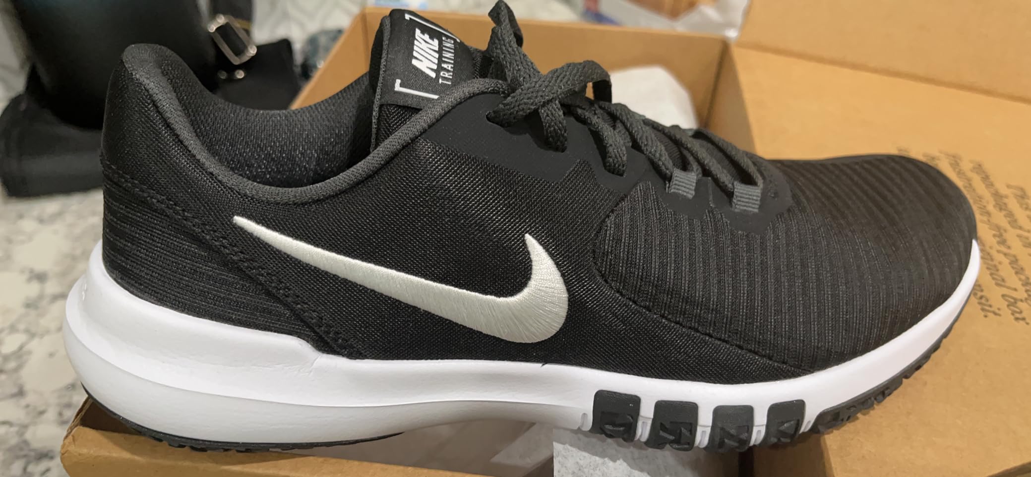 Nike Flex Control TR3 product comparison showing actual shoe versus advertised features