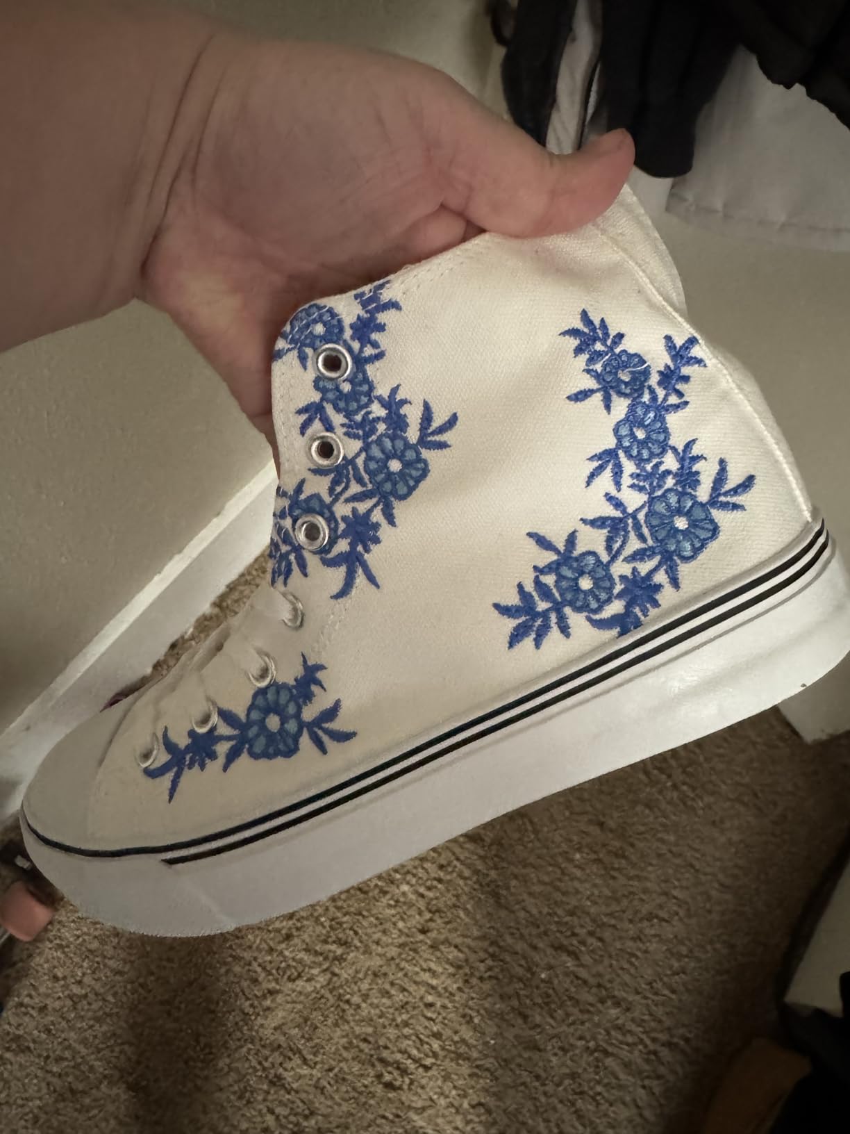 ZGR canvas sneakers floral embroidered design showing detailed craftsmanship