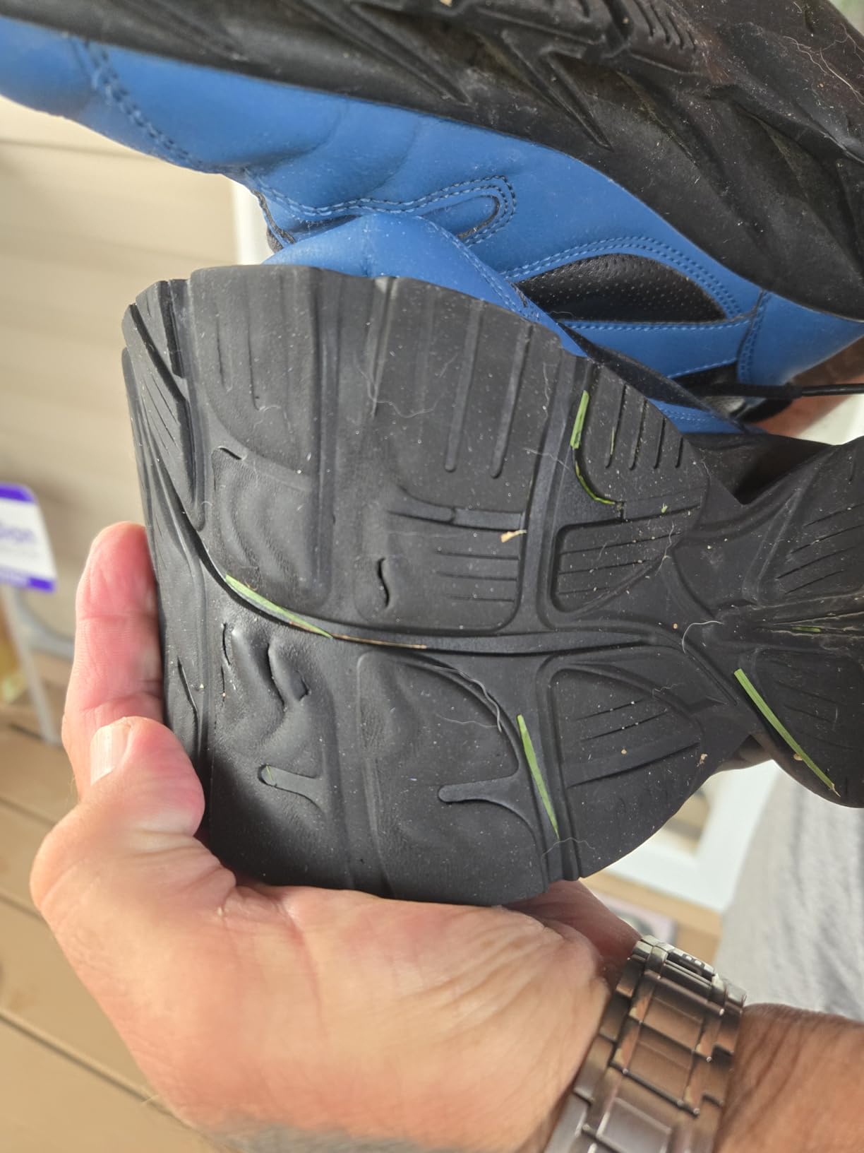 Joomra sneaker sole damage showing typical failure pattern reported by multiple customers