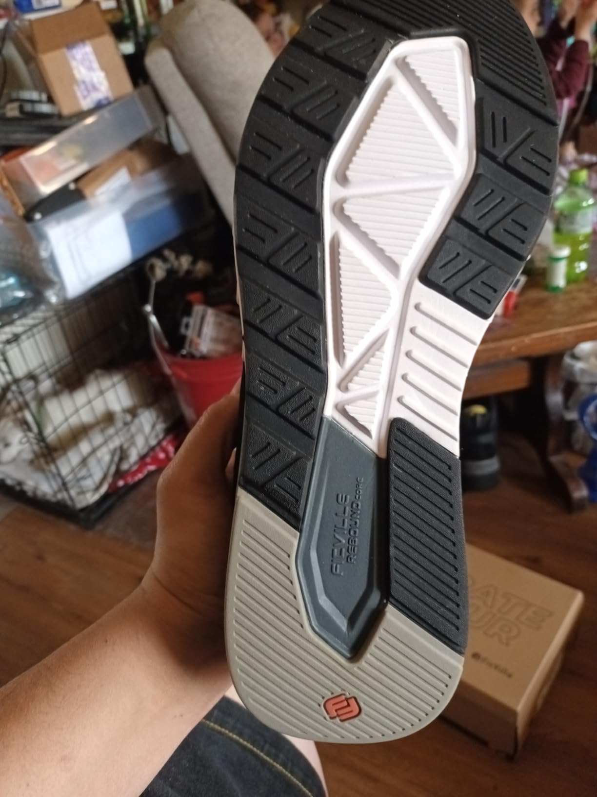 FitVille Rebound Core sole showing tread pattern and PropelCore technology for slip resistance