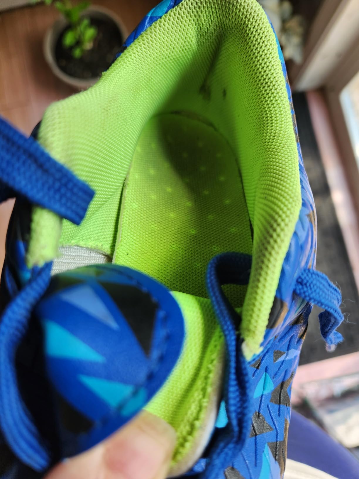 Final product shot of DREAM PAIRS soccer cleats showing overall design and construction quality