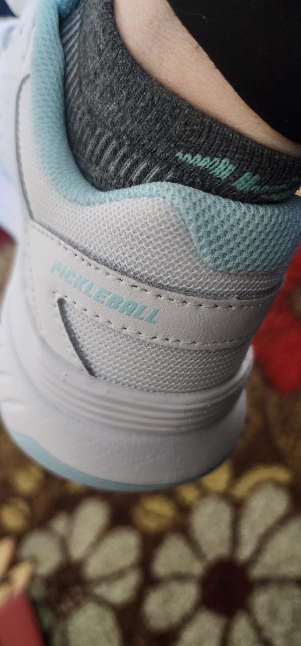 K-Swiss Court Express sole pattern showing pickleball-specific traction design