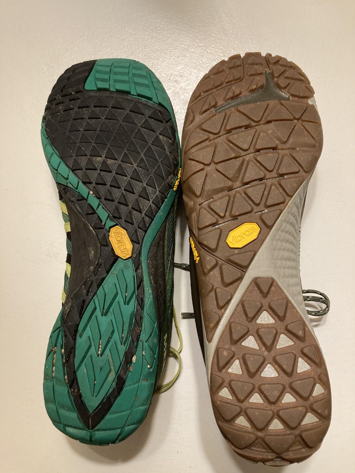 Side by side comparison showing Trail Glove 6 vs Trail Glove 4 toe box width differences