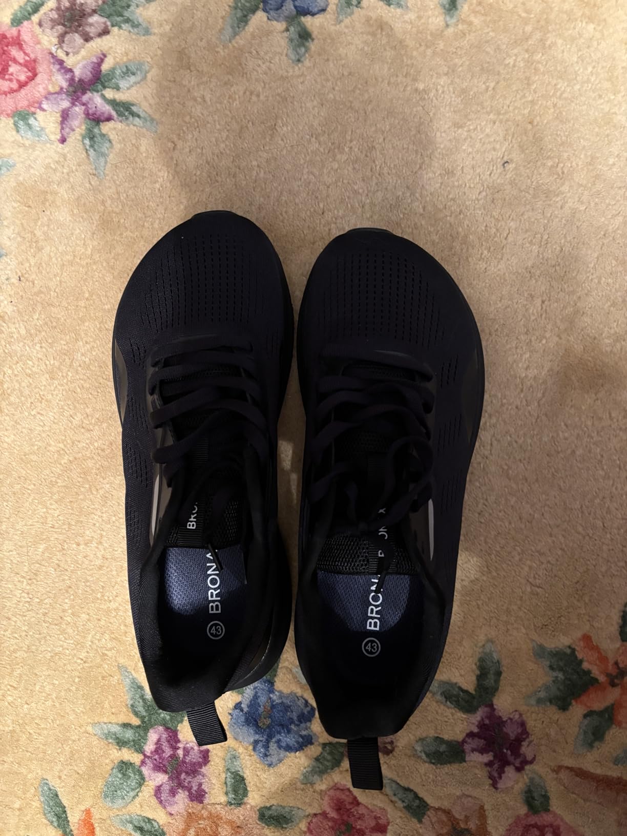 Close-up detail of BRONAX shoe toe box area showing wide design and mesh ventilation