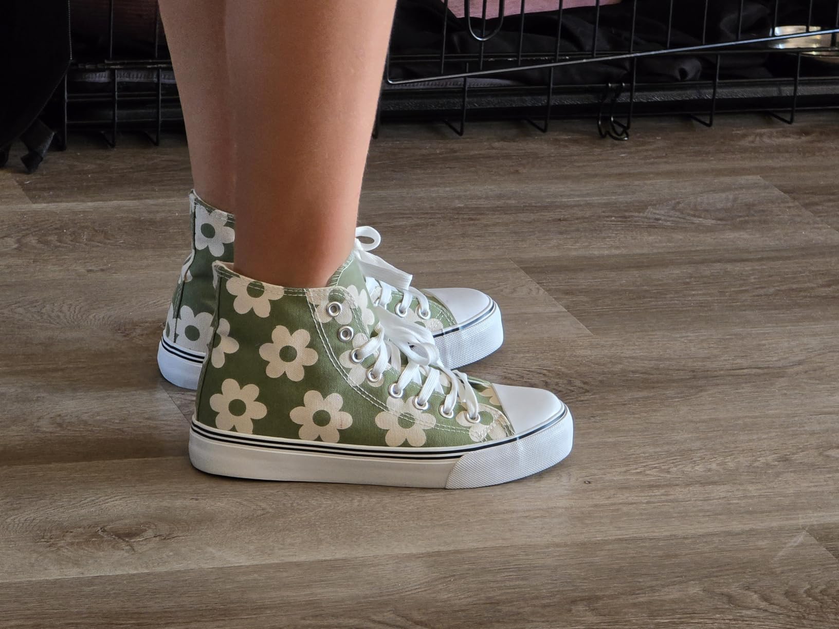 kufeiti canvas sneakers being worn showing real-world fit and comfort during daily activities