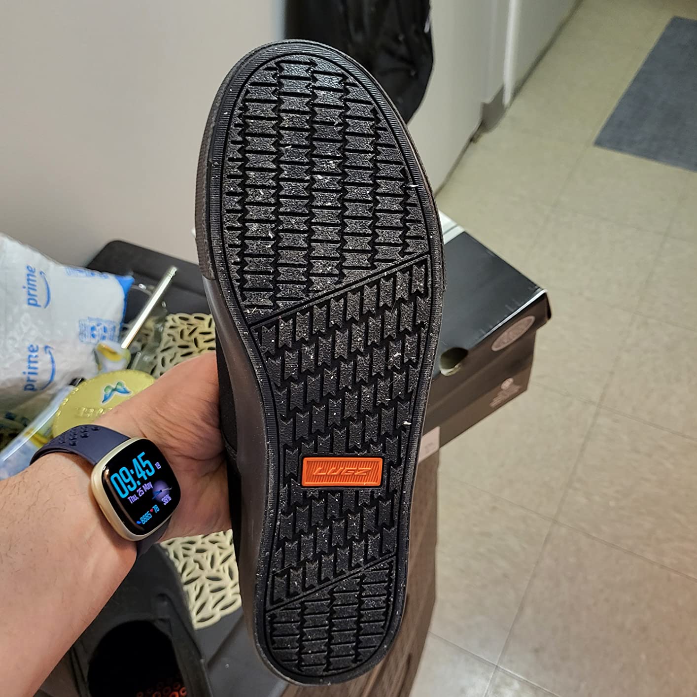 Lugz Clipper showing construction details and materials used