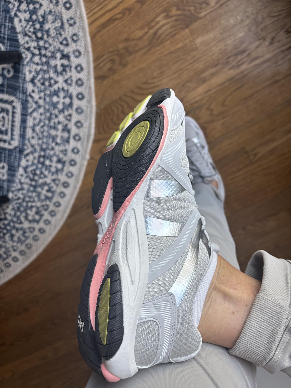Ryka Influence anatomical insole and arch support technology close-up view