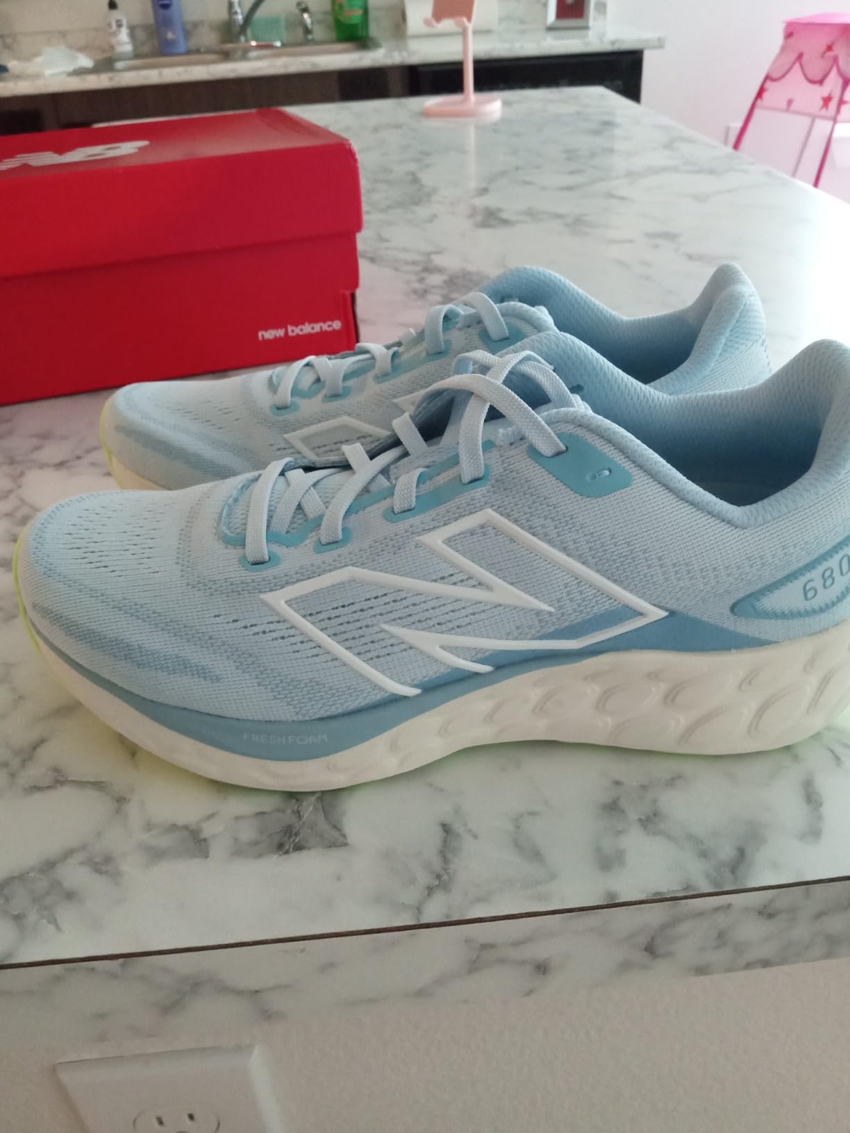 New Balance Women's Fresh Foam 680 V8 final product shot showing overall design and colorway