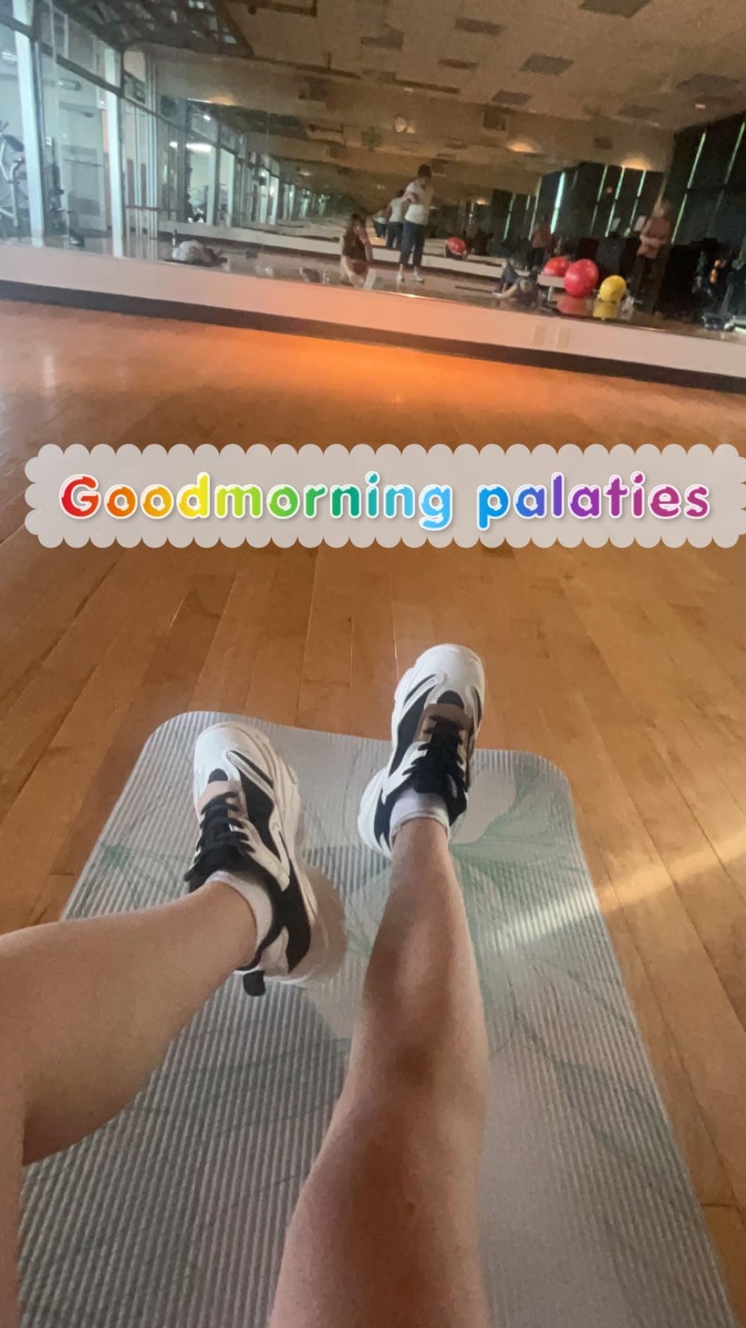 DREAM PAIRS chunky sneakers lifestyle shot showing athletic mesh upper and platform design