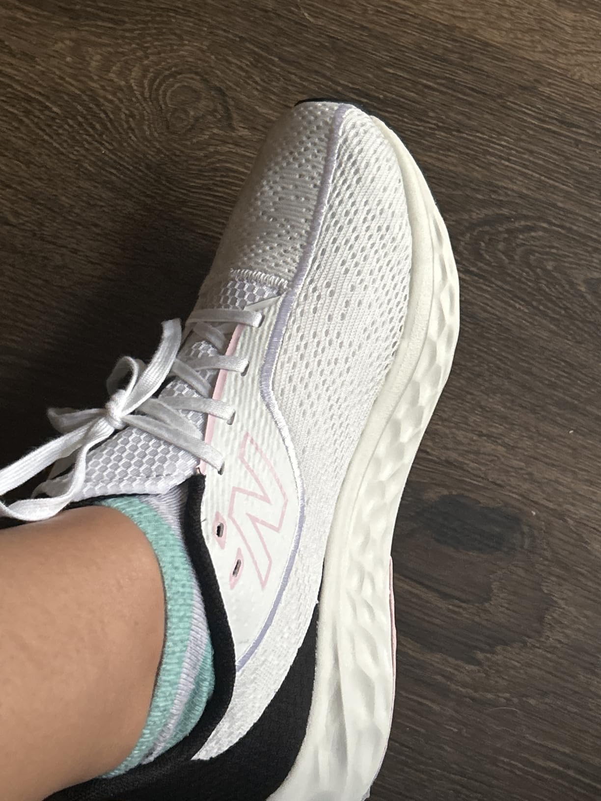 New Balance Arishi V4 side profile showing Fresh Foam midsole technology and rubber outsole pattern