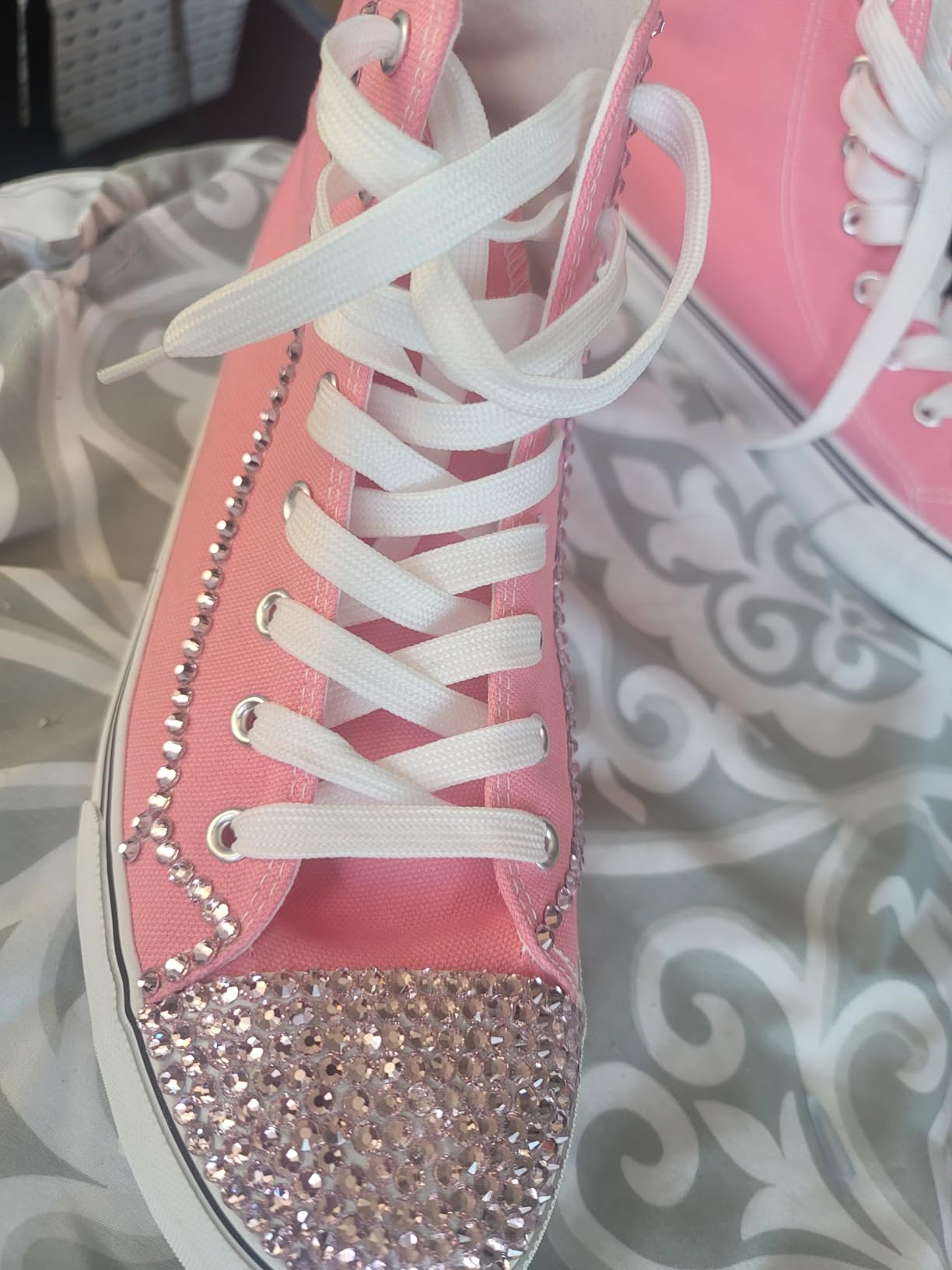 ZGR brand canvas sneakers showing quality construction details