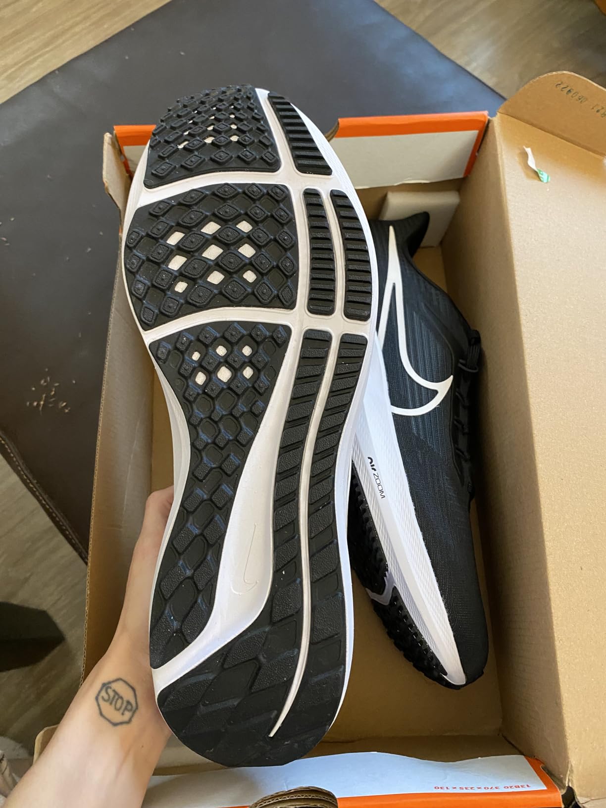 Nike Pegasus 39 Premium outsole showing durable rubber traction pattern