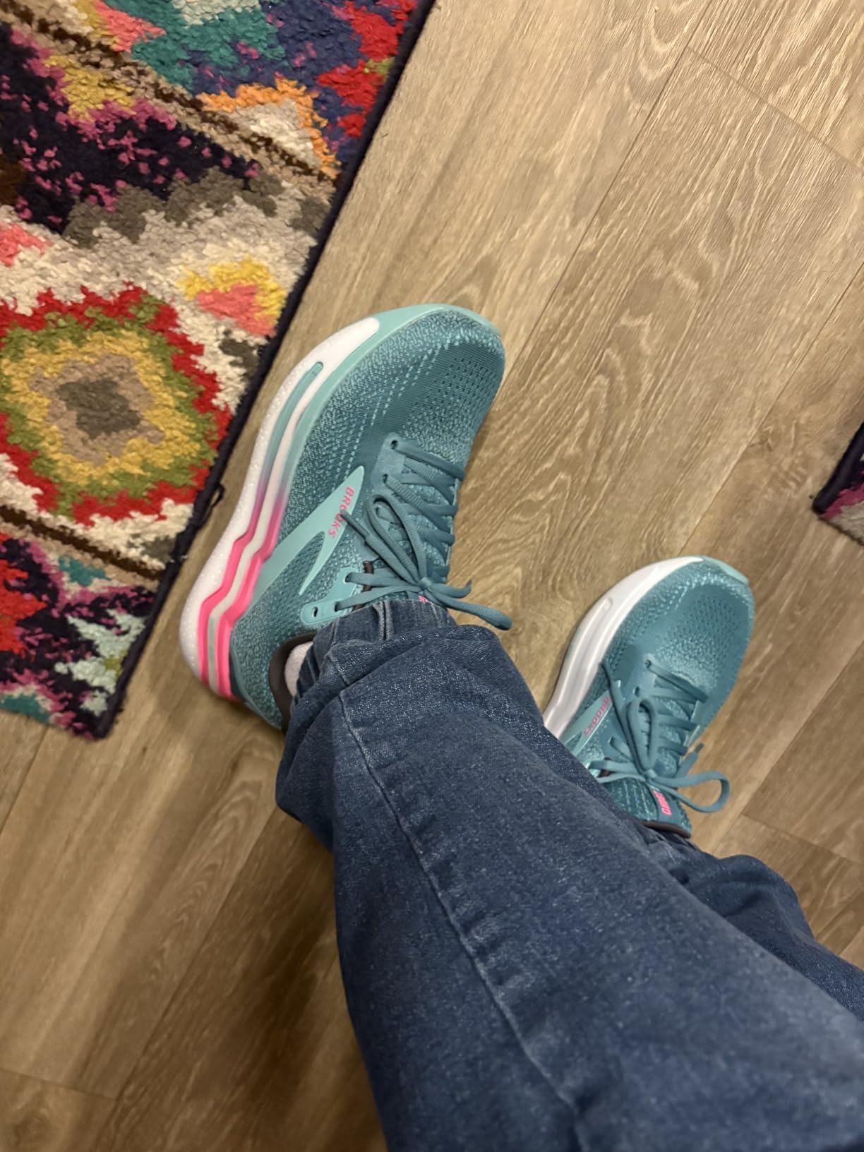 Brooks Ghost Max 2 heel design showing GlideRoll rocker technology and assisted transitions feature