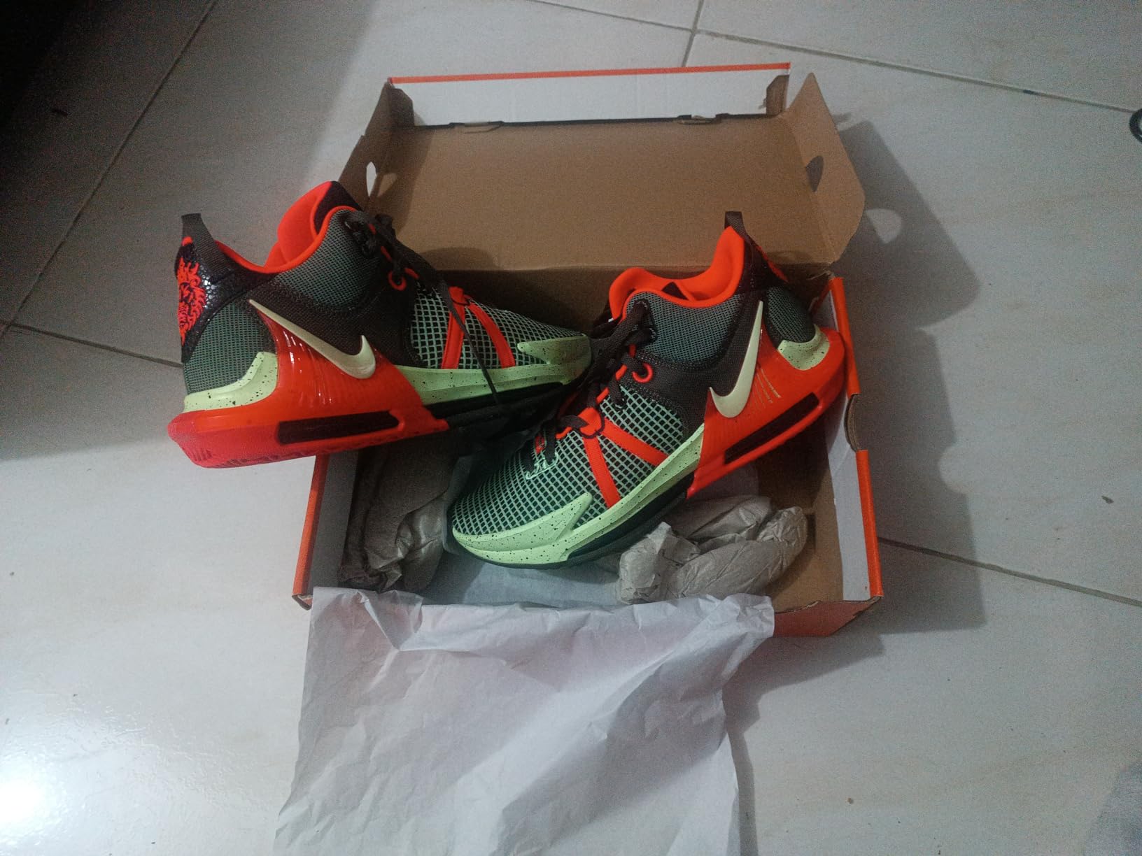 Nike LeBron Witness 7 outdoor basketball court testing concrete surface durability performance