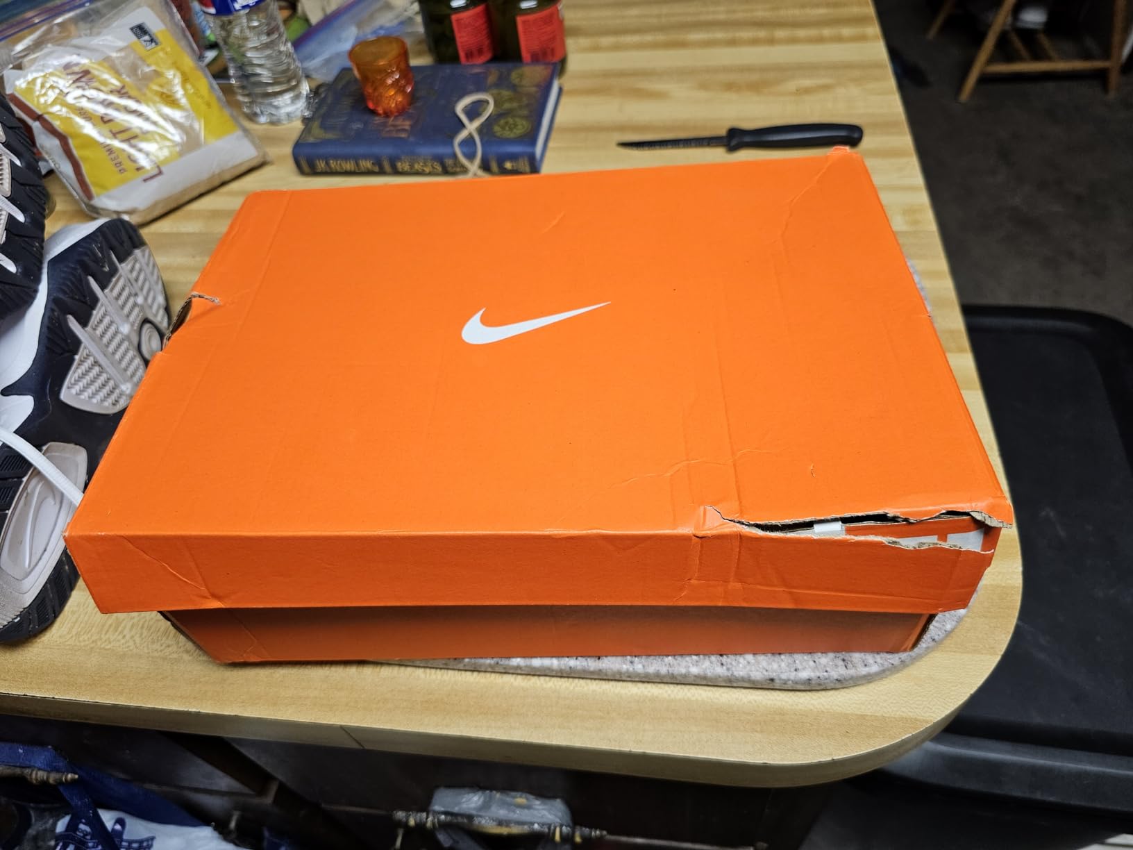 Nike Formation shoe side profile showing leather upper construction and Air sole technology