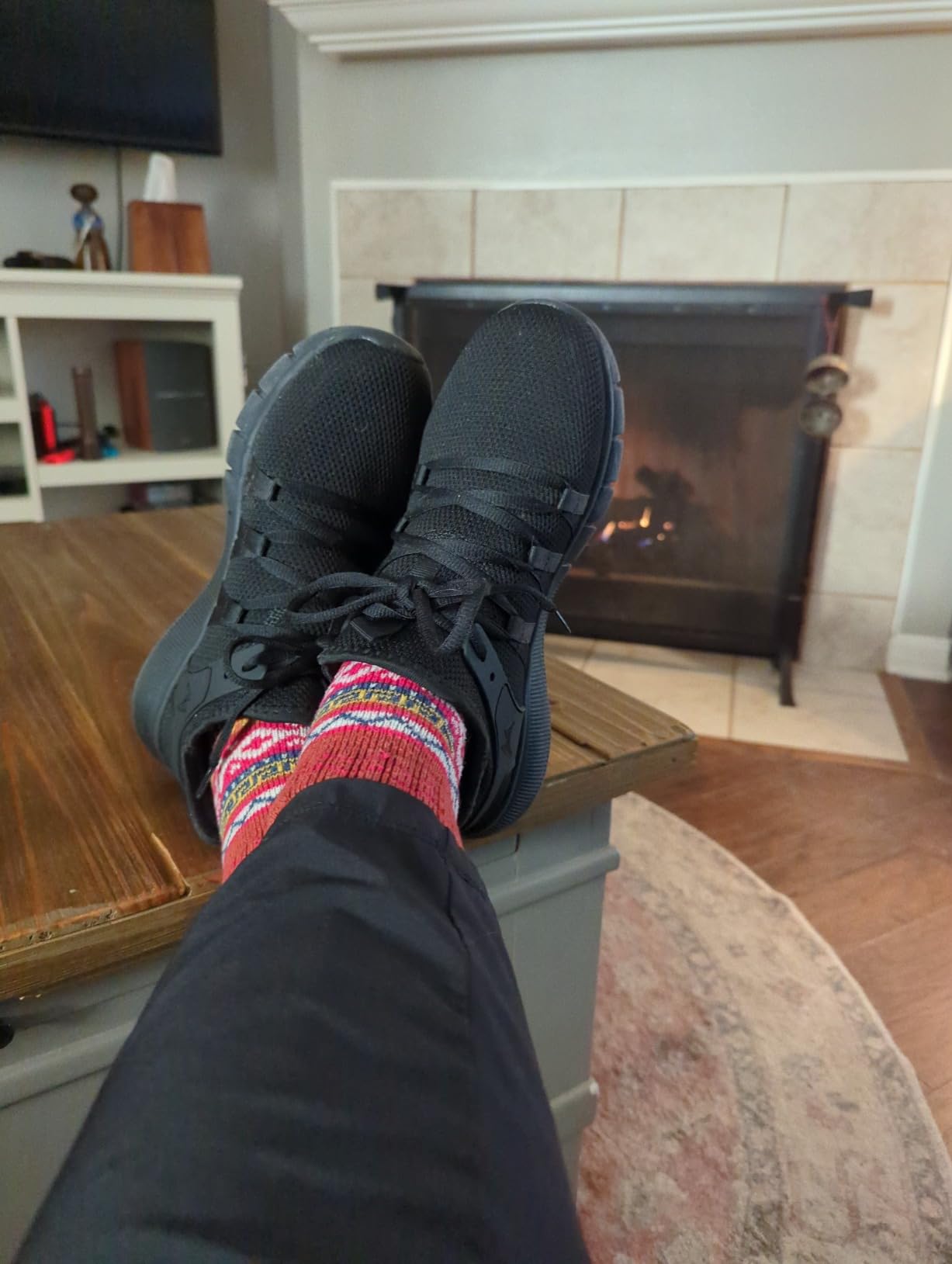 INZCOU shoes customer feedback and community response showing positive reviews
