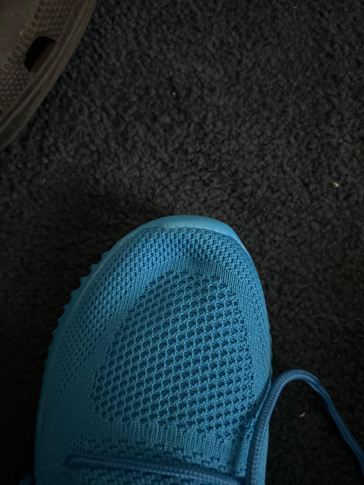 Marketing claims verification showing actual shoe construction versus advertised features