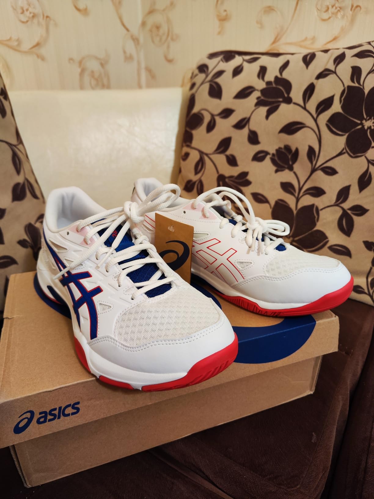 Asics Gel-Rocket 11 side profile showing overall design and proportions