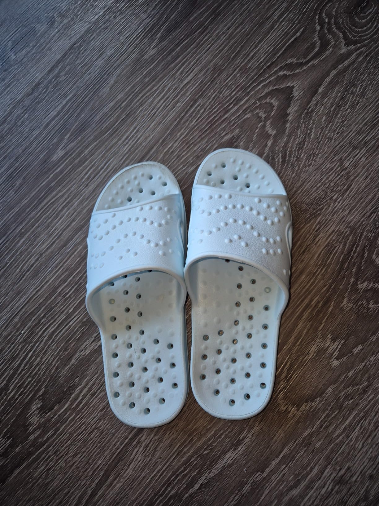 Final look at shevalues shower shoes showing overall design and features
