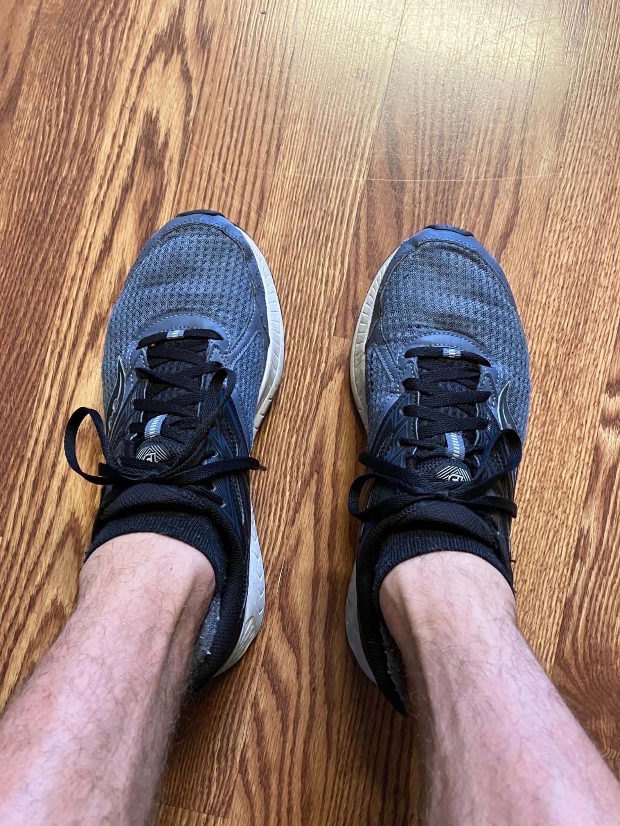 Side profile showing VersaFoam midsole technology and rubber outsole pattern