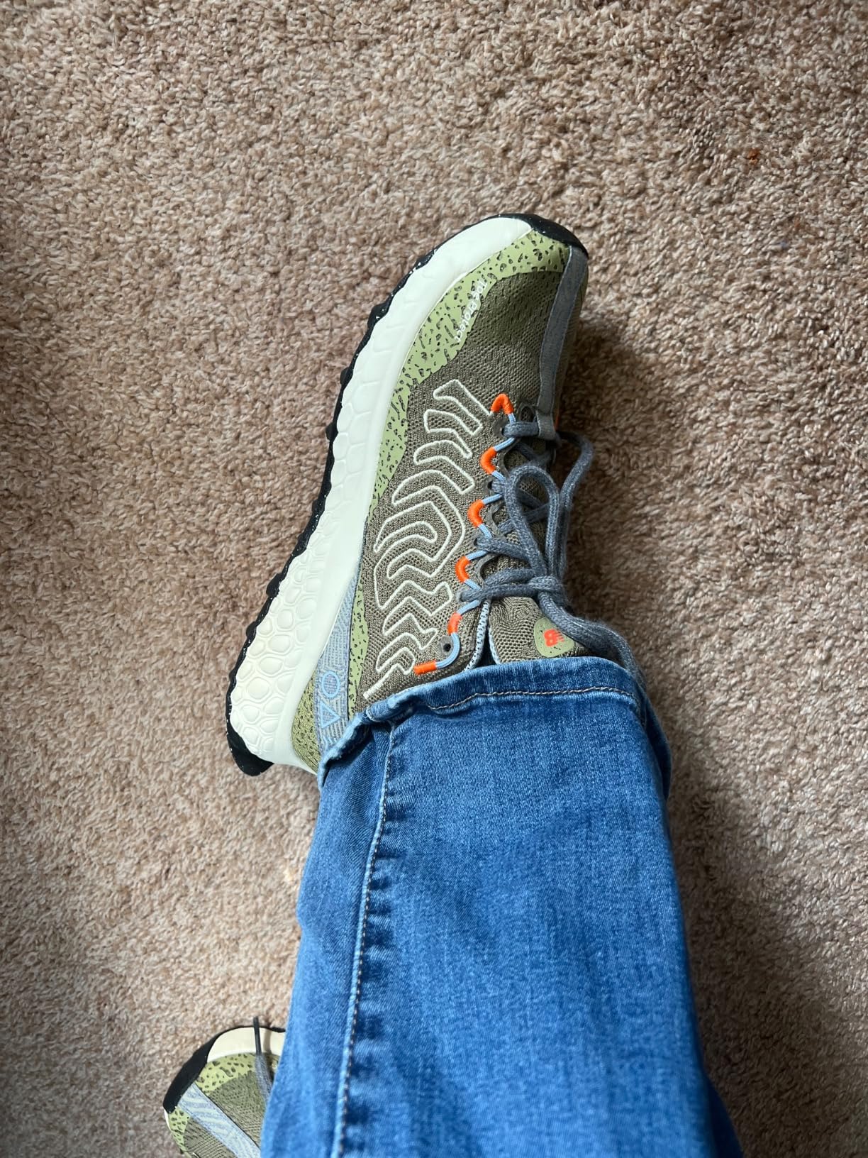 Different angle of New Balance Hierro V7 showing heel design and overall silhouette
