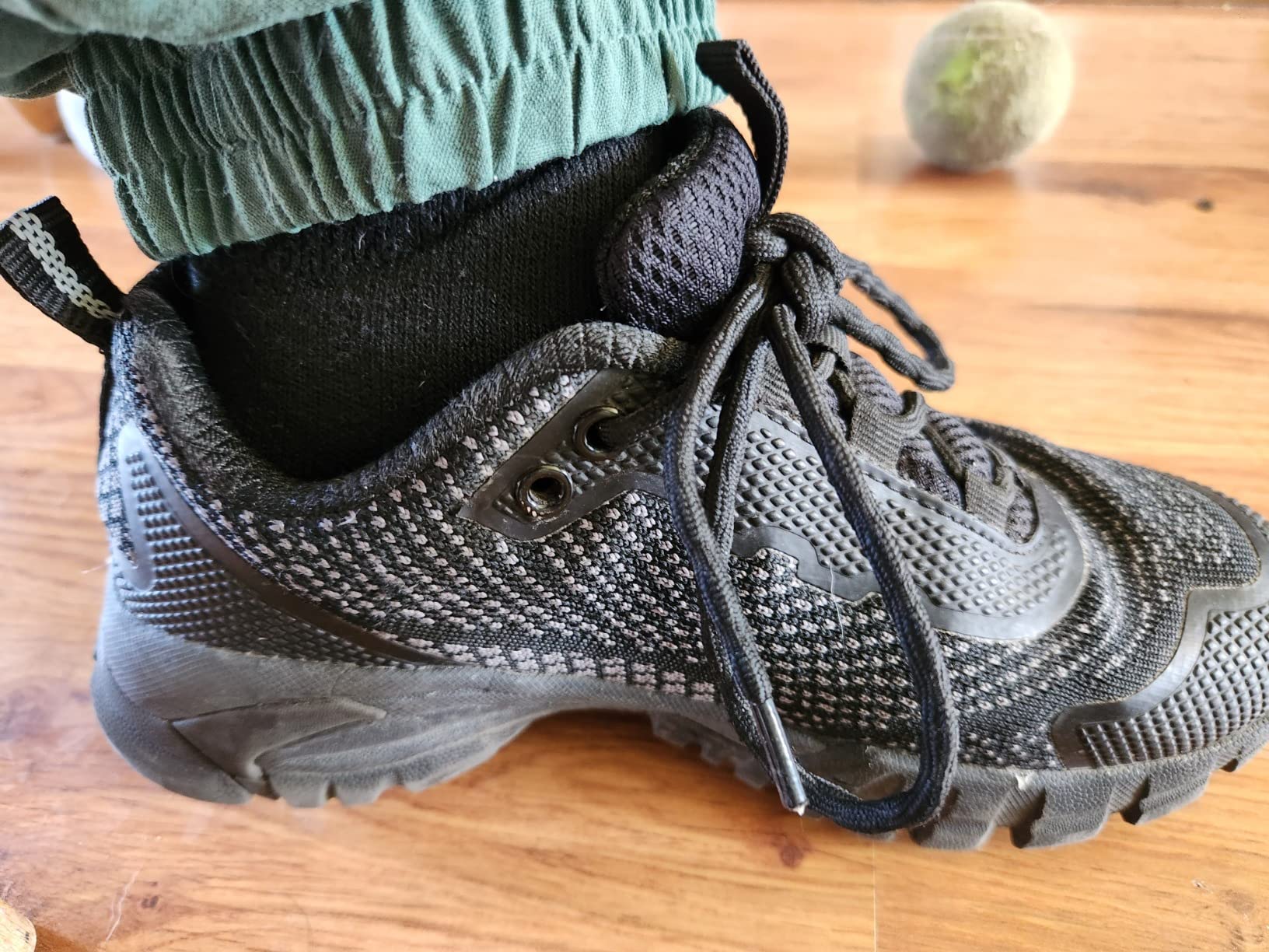 Close-up view of Ulogu hiking shoes showing mesh breathable upper construction and lacing system